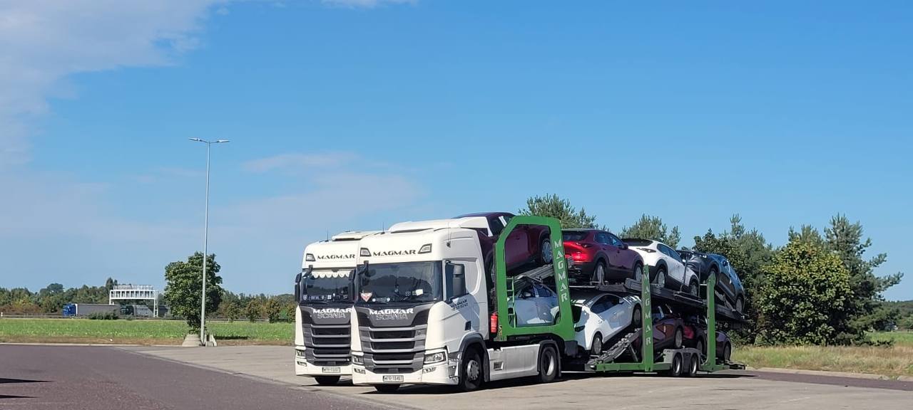 Autotransporter Magmar Service na trasie